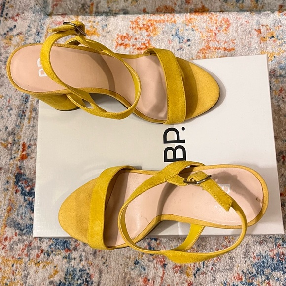 BP. Lula Slingback Sandal Mustard Yellow Suede Size 5 - Picture 3 of 9
